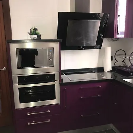 El De Iraide Apartment